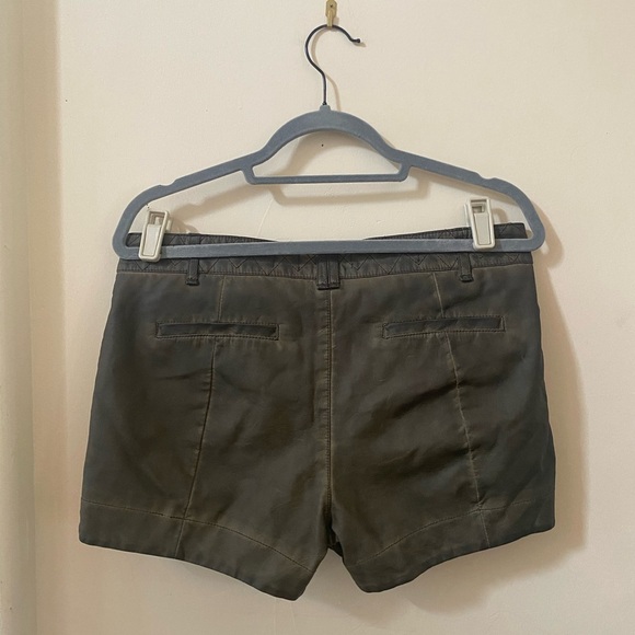 ANTHROPOLOGIE PILCRO AND THE LETTERPRESS PLEATHER QUILTED SHORTS WESTERN ANTIQUE - Picture 5 of 6